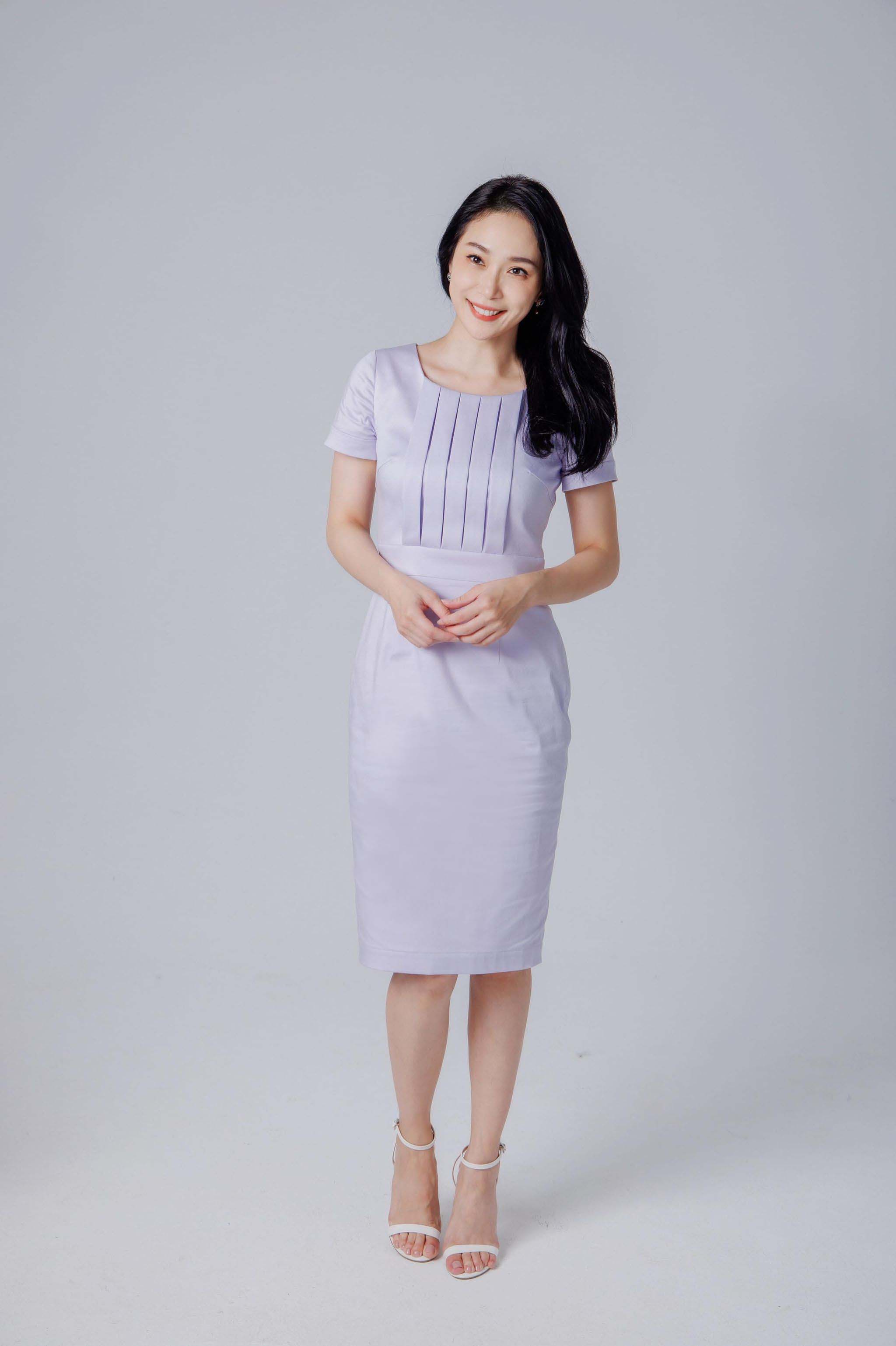 Manually Front Creased Short-sleeves Fitted Dress—Violet